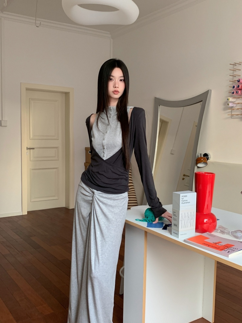 Deconstructed Button Design Skin-Friendly French Style Inner Layer Set Knit Top and Skirt